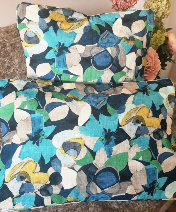 Mila Cushion