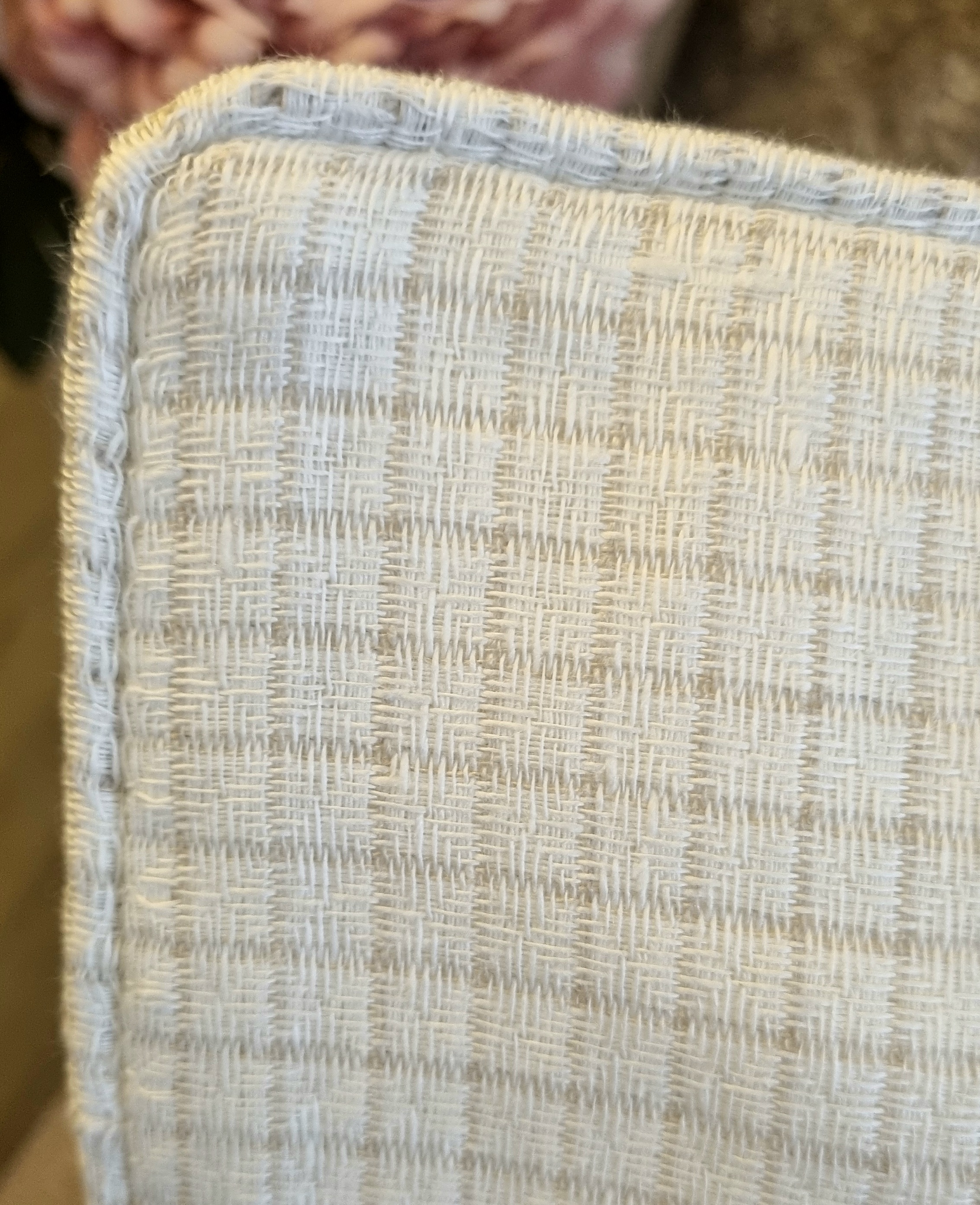 Oatfield Cushion