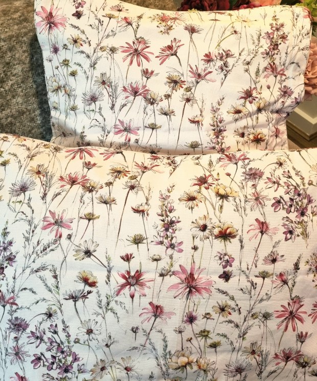 Serena Cushion