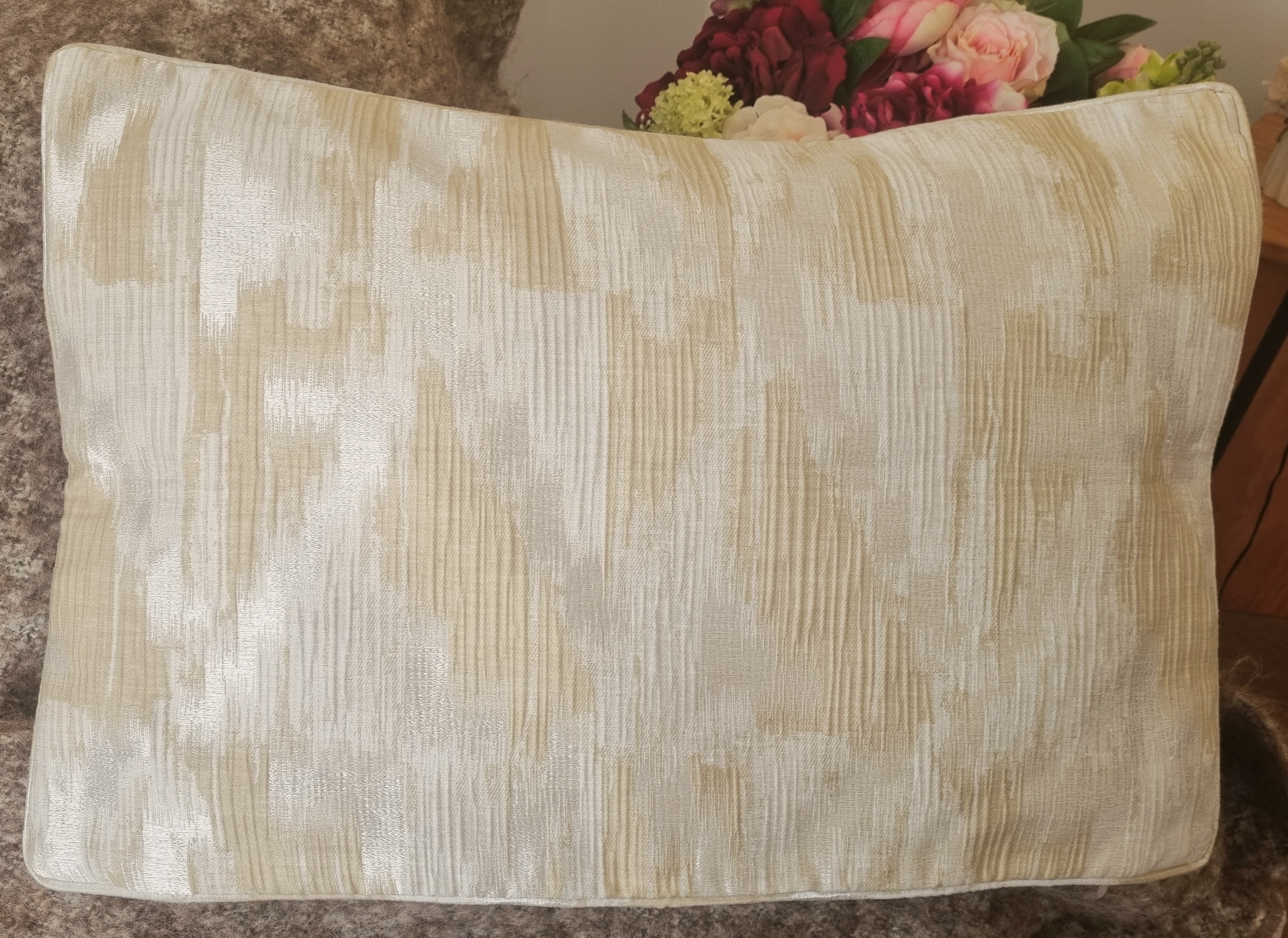 Alba Cushion